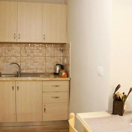 New Bazaar Arben'S Apartment Tirana Zewnętrze zdjęcie